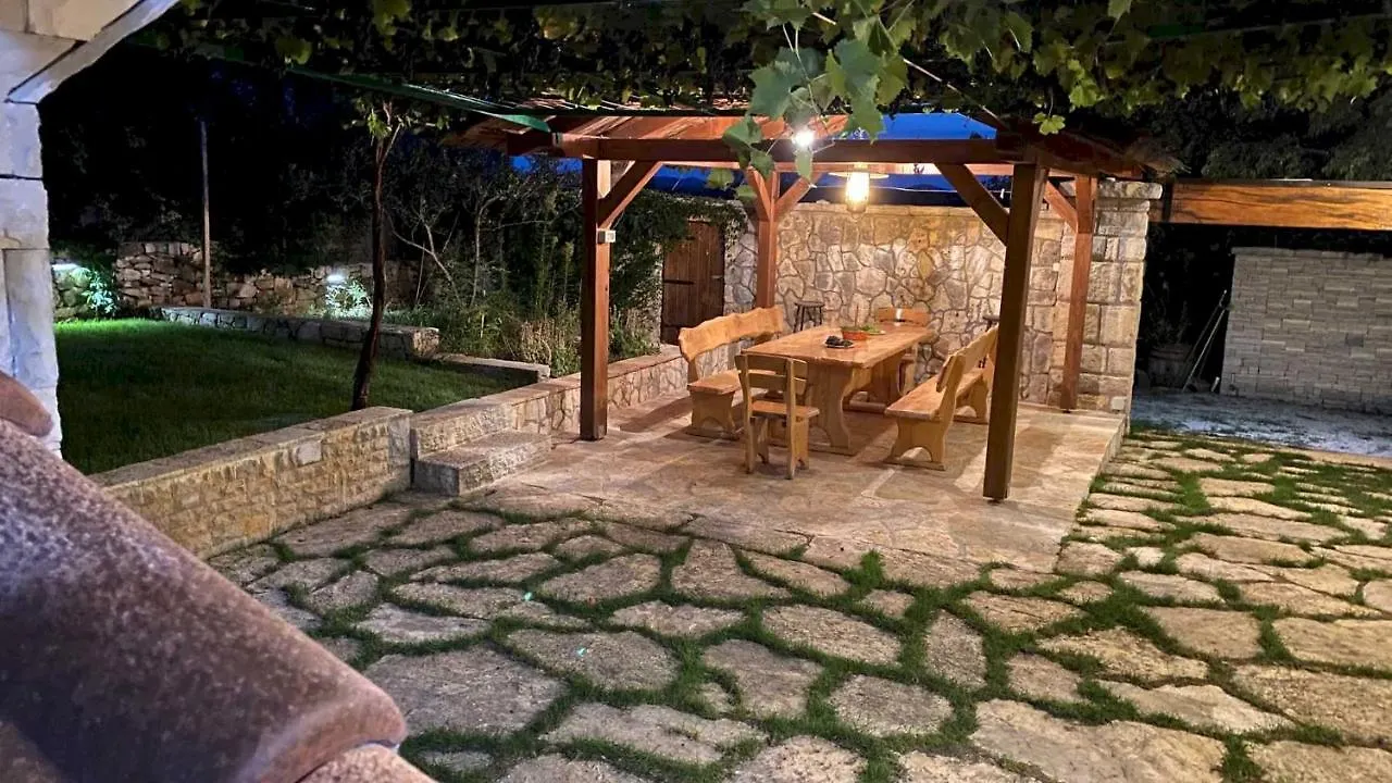 فيلة Stone Holiday Homes Stankovci With Pool And Mediterranean Gardens